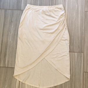 Cream stretchy skirt
